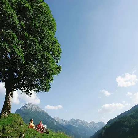 Apartment Appealing In With Ski-storage *